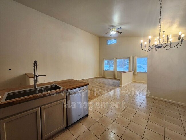 Foto del edificio - 10322 Chain of Rock St