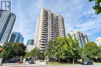 Building Photo - 35 Empress Ave