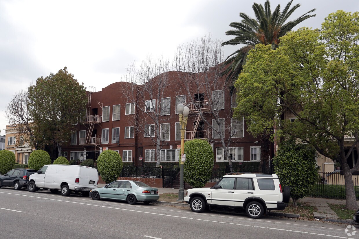 Primary Photo - 406 - 412 S Rampart Blvd