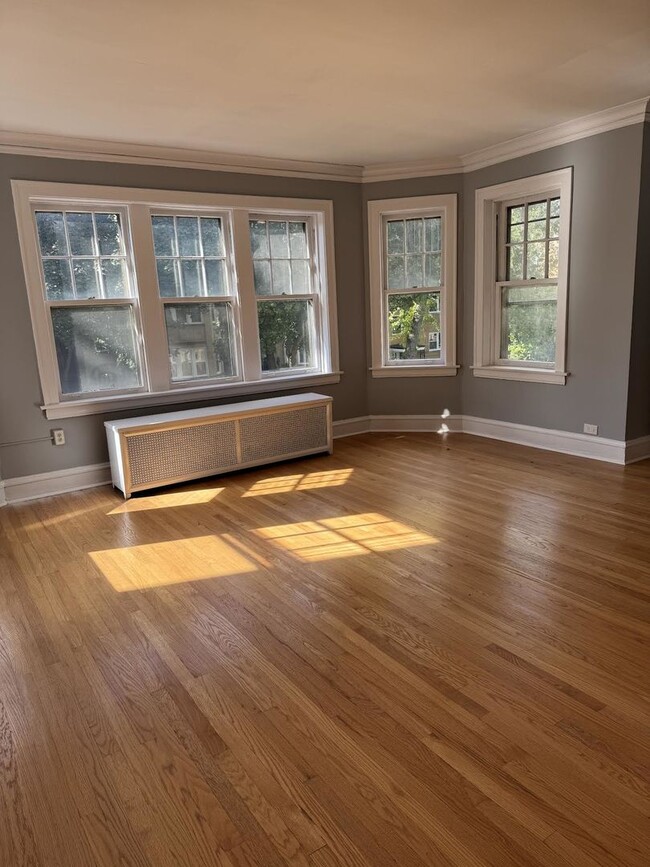 Foto del edificio - 6231 N Francisco Ave