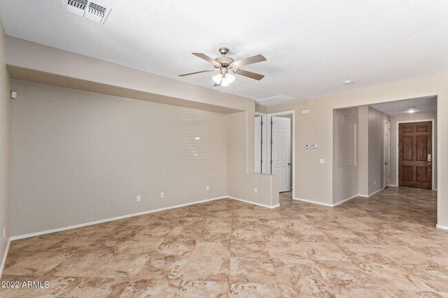 Building Photo - 15465 W Glenrosa Ave