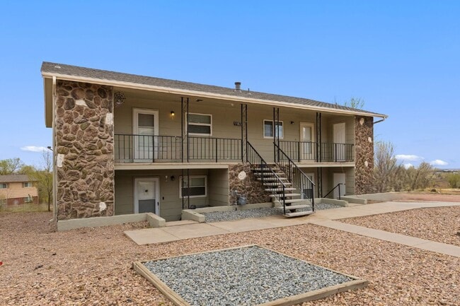 Building Photo - 1163 Cree Dr
