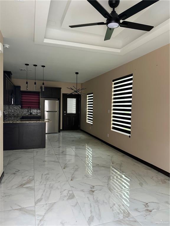 Foto del edificio - 14 N Blair Ave