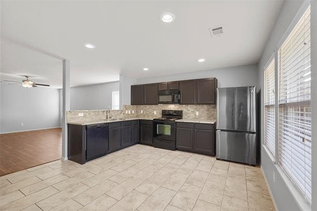 Foto del edificio - 2509 Saddlehorn Dr