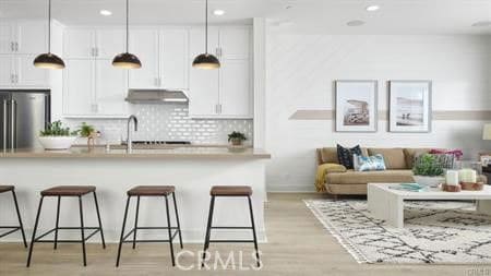 Building Photo - 291 Novel