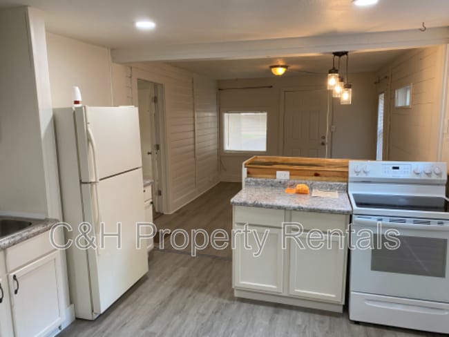 Foto del edificio - 711 N 26th St