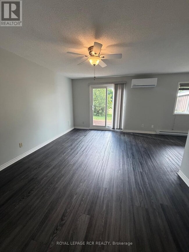 Building Photo - B - UNIT 4 (LOWER LEVEL) - 50 THIRD STREET