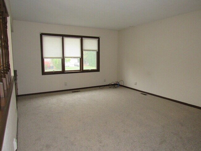 Building Photo - 315 30th Avenue Ct