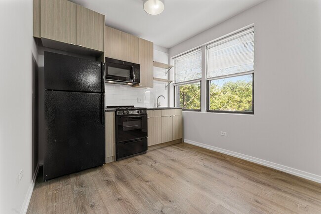 Foto del edificio - 4875 N Magnolia Ave