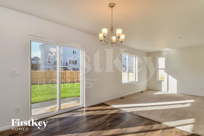 Foto del edificio - 10453 Luneth Dr