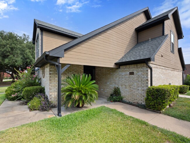 Foto del edificio - 6504 Lago Vista Dr
