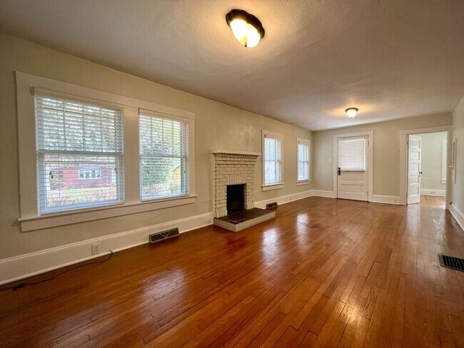 Building Photo - 41 Lanvale Ave