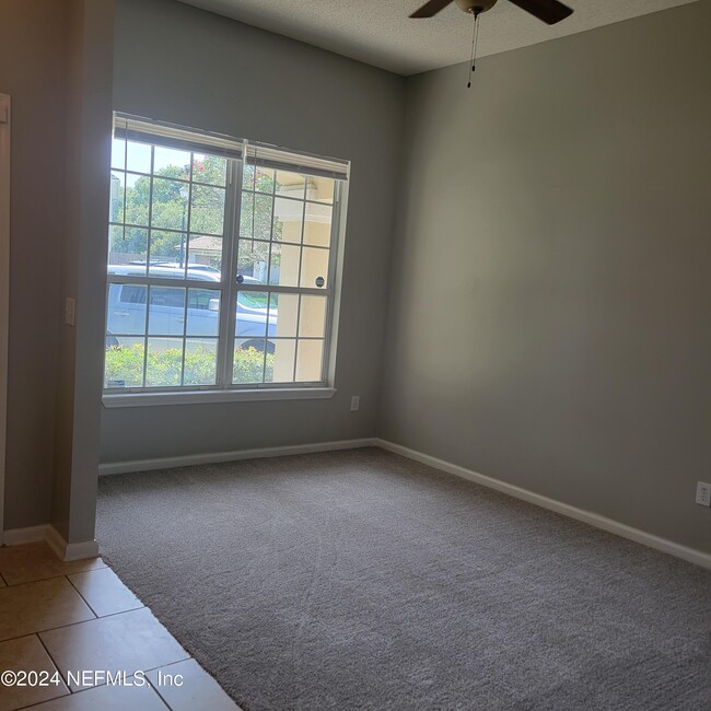 Building Photo - 12359 Wavyleaf Ct