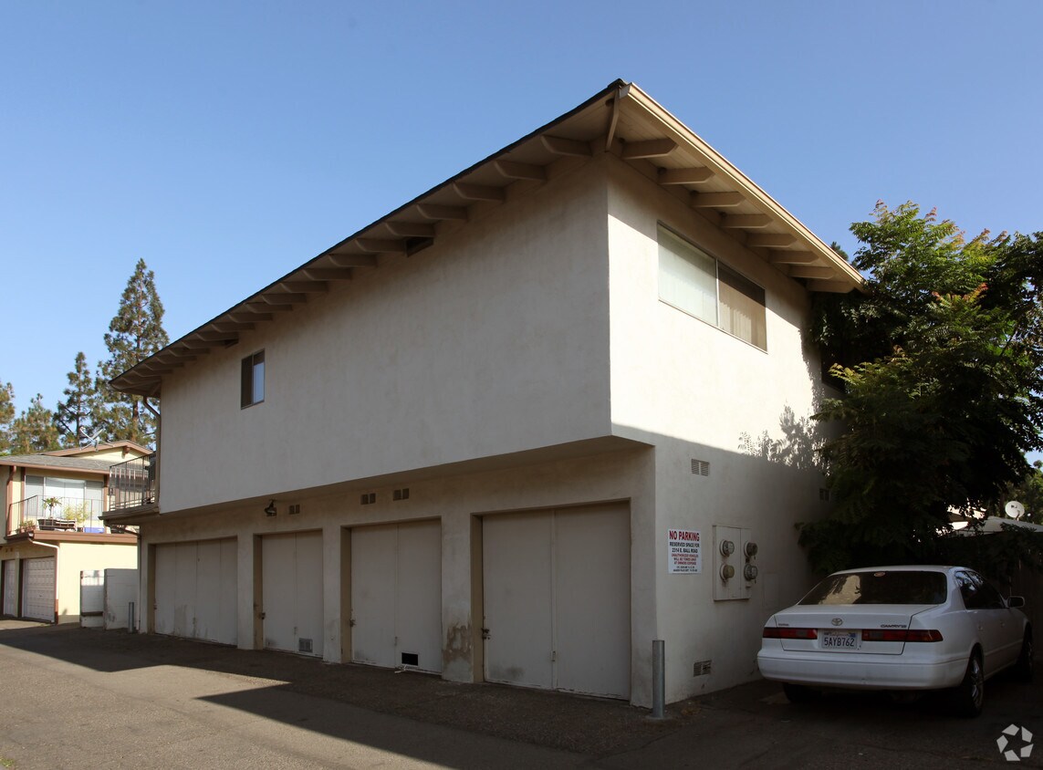 Building Photo - 2314 E Ball Rd