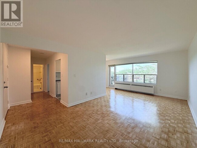 Building Photo - 30 Upper Canada Dr