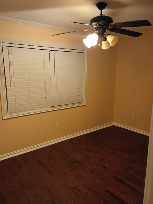 Foto del edificio - 4404 Monna St