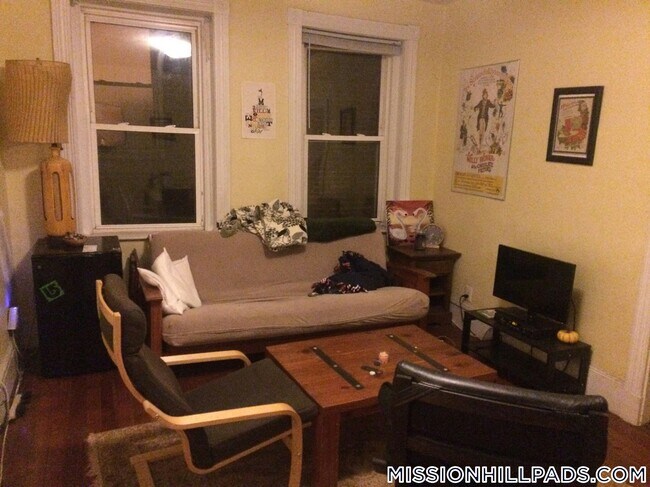 Foto del edificio - 71 S Huntington Ave