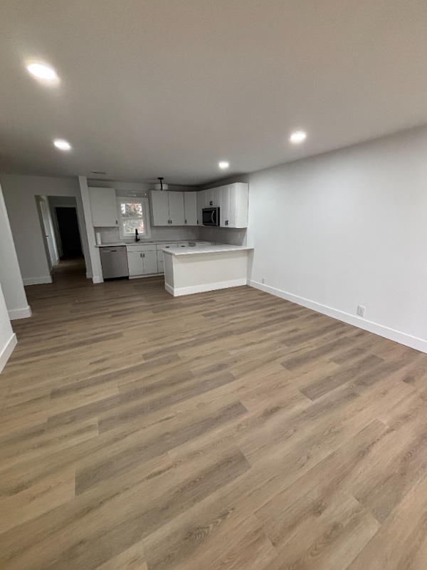 Building Photo - 4213 Kingsley Dr