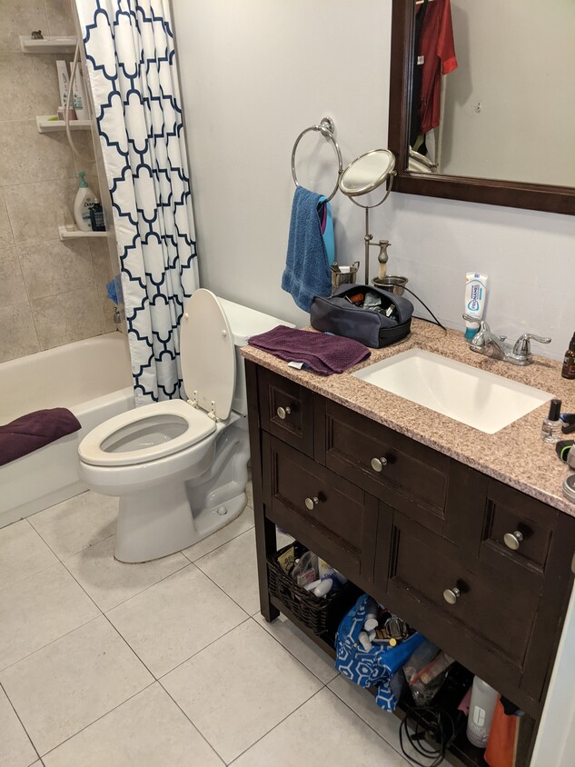 Foto principal - 10413 N Kendall Dr