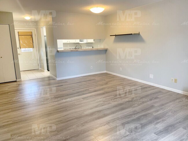 Foto del edificio - 2960 W Stuart St