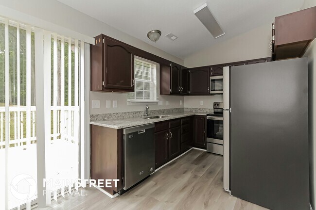 Foto del edificio - 5655 Leatherwood Ln