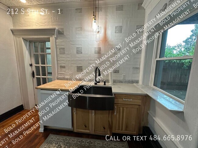 Foto del edificio - 212 S 9th St