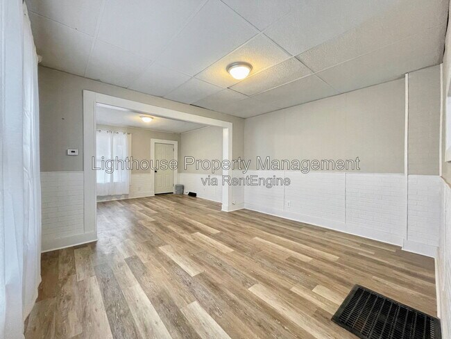 Foto del edificio - 836 W Grand Ave