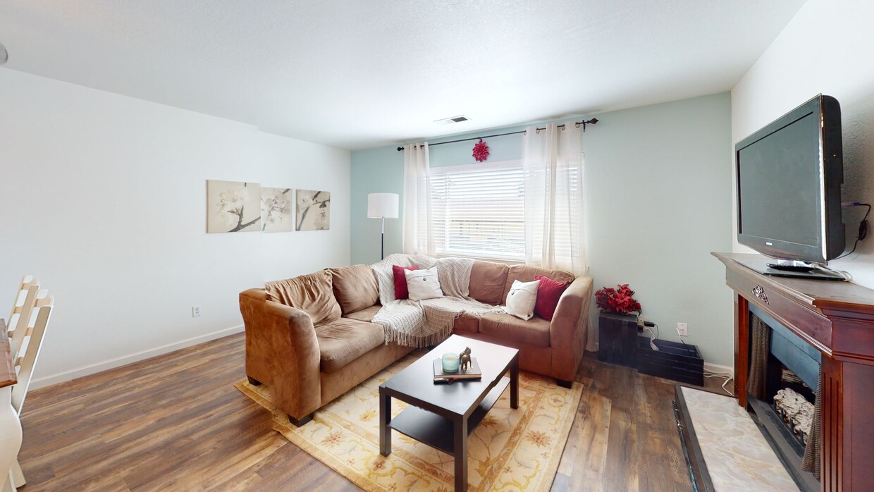 Primary Photo - 2 Bedroom, 2 Bathroom Townhome in Oceano