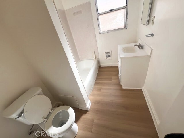 Foto del edificio - 2102 S Pacific Ave