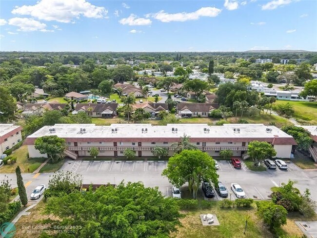Foto del edificio - 9220 SW 3rd St
