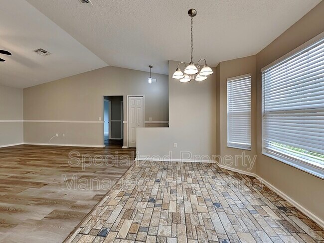 Building Photo - 12037 Cavern Rd
