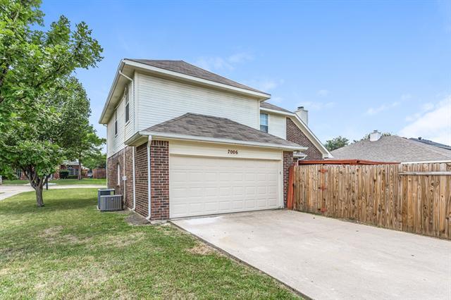 Foto del edificio - 7006 Cottonwood Cir