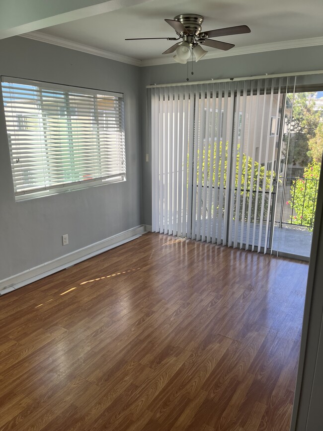 Building Photo - 7222 Lotus Ave