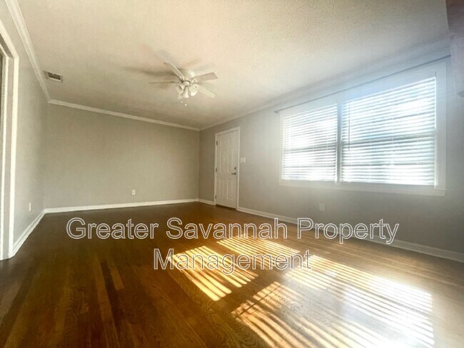 Foto del edificio - 2114 E 62nd St