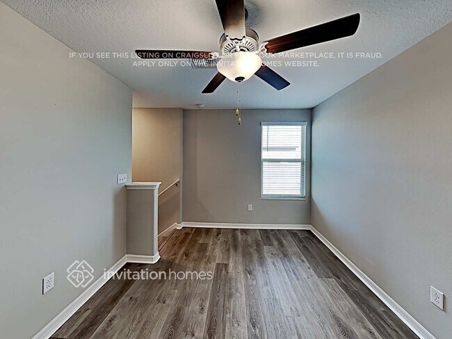 Foto del edificio - 9421 Lemon Drop Lp