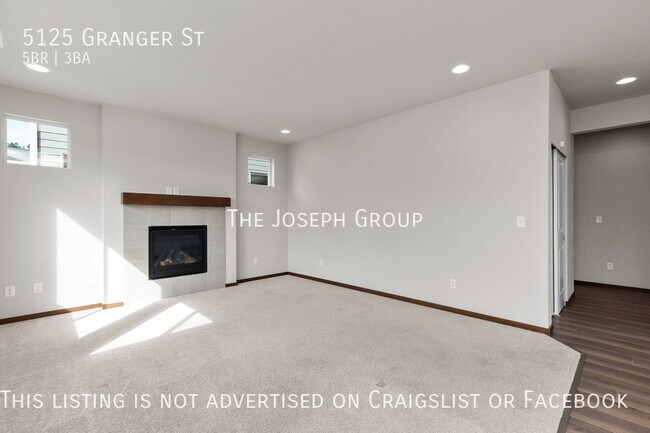 Foto del edificio - Beautiful 5BD/2.75BA Newer Home in Bremerton