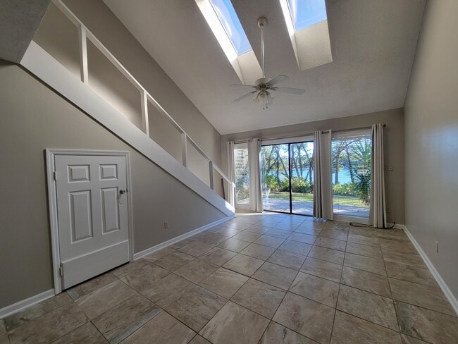 Building Photo - 70 Camp Creek Rd N