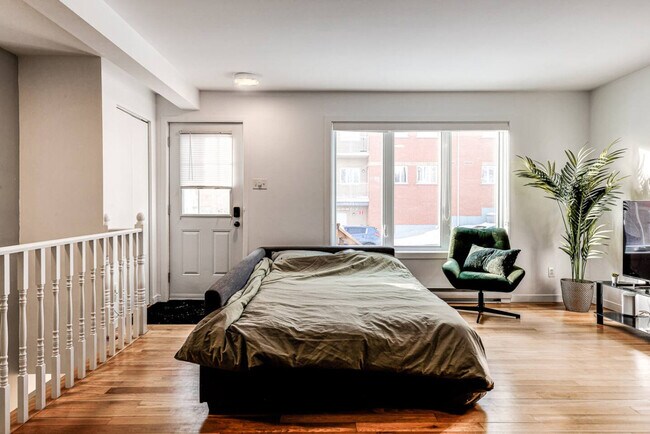 Building Photo - 2A Rue Tanguay