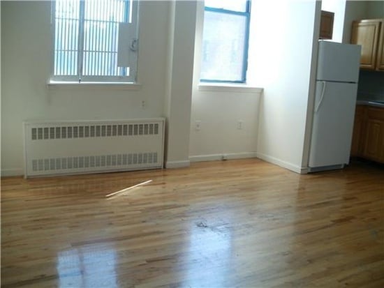 Building Photo - 597 Grand Ave