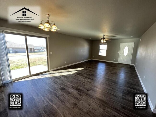 Foto del edificio - 1308 Commons Drive