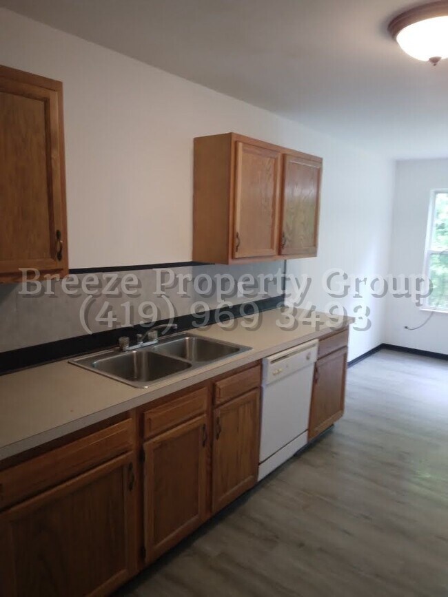 Foto del edificio - 2983 Megan Cir