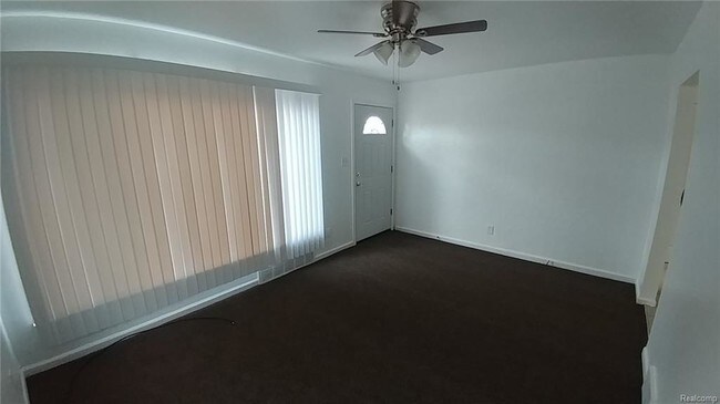 Foto del edificio - 5885 Westwood St