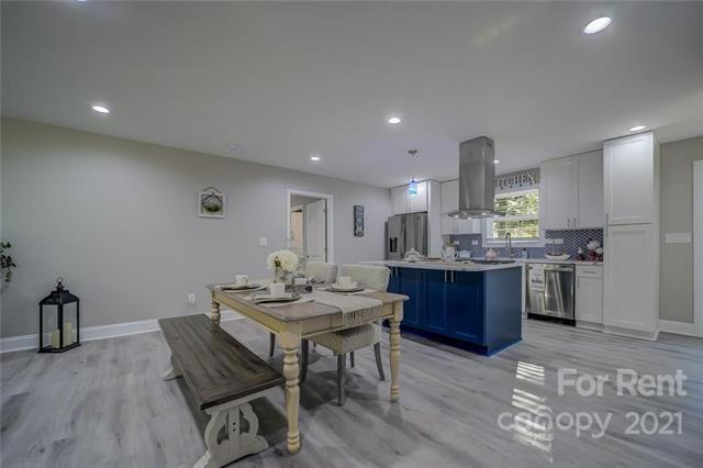 Foto del edificio - 4644 Connecting Rd