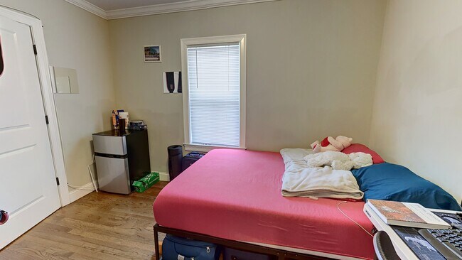 Building Photo - 56 Neponset Ave