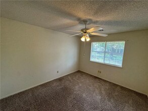 Building Photo - 317 S 11th Pl