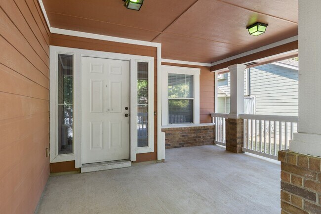 Building Photo - Nice Sized 4-Bed Home in Plum Creek