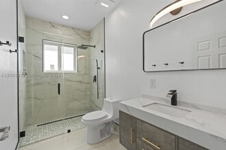 Building Photo - 16570 SW 70th St