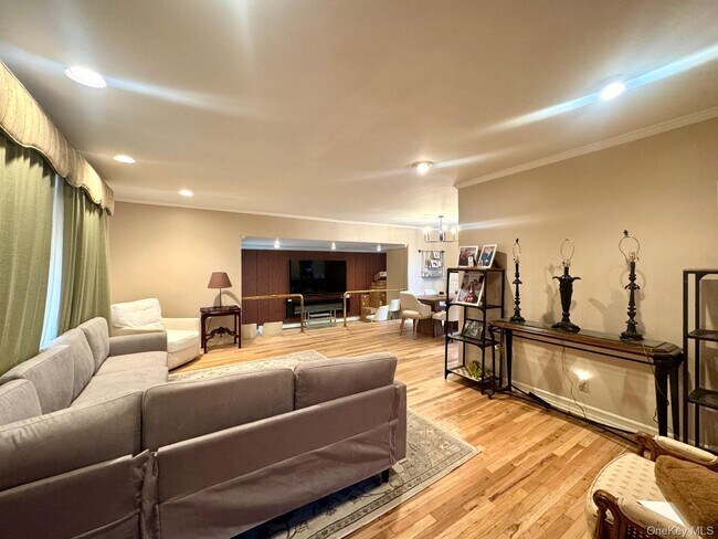 Foto del edificio - 2780 Rockaway Ave