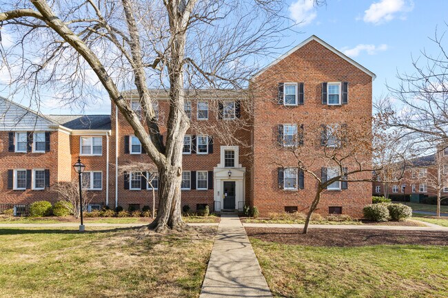 Foto del edificio - 1407 Belle View Blvd