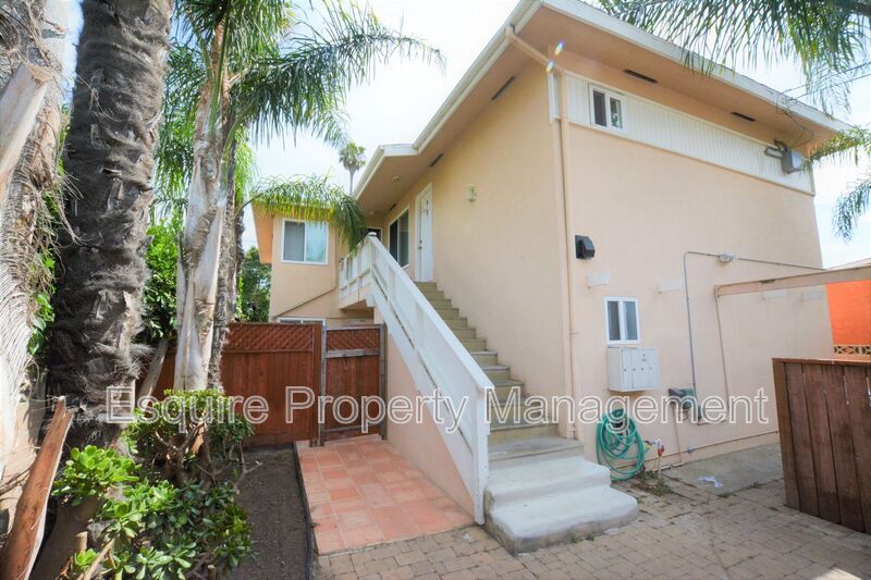 Primary Photo - 154 C St